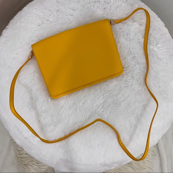 h&m mustard bag